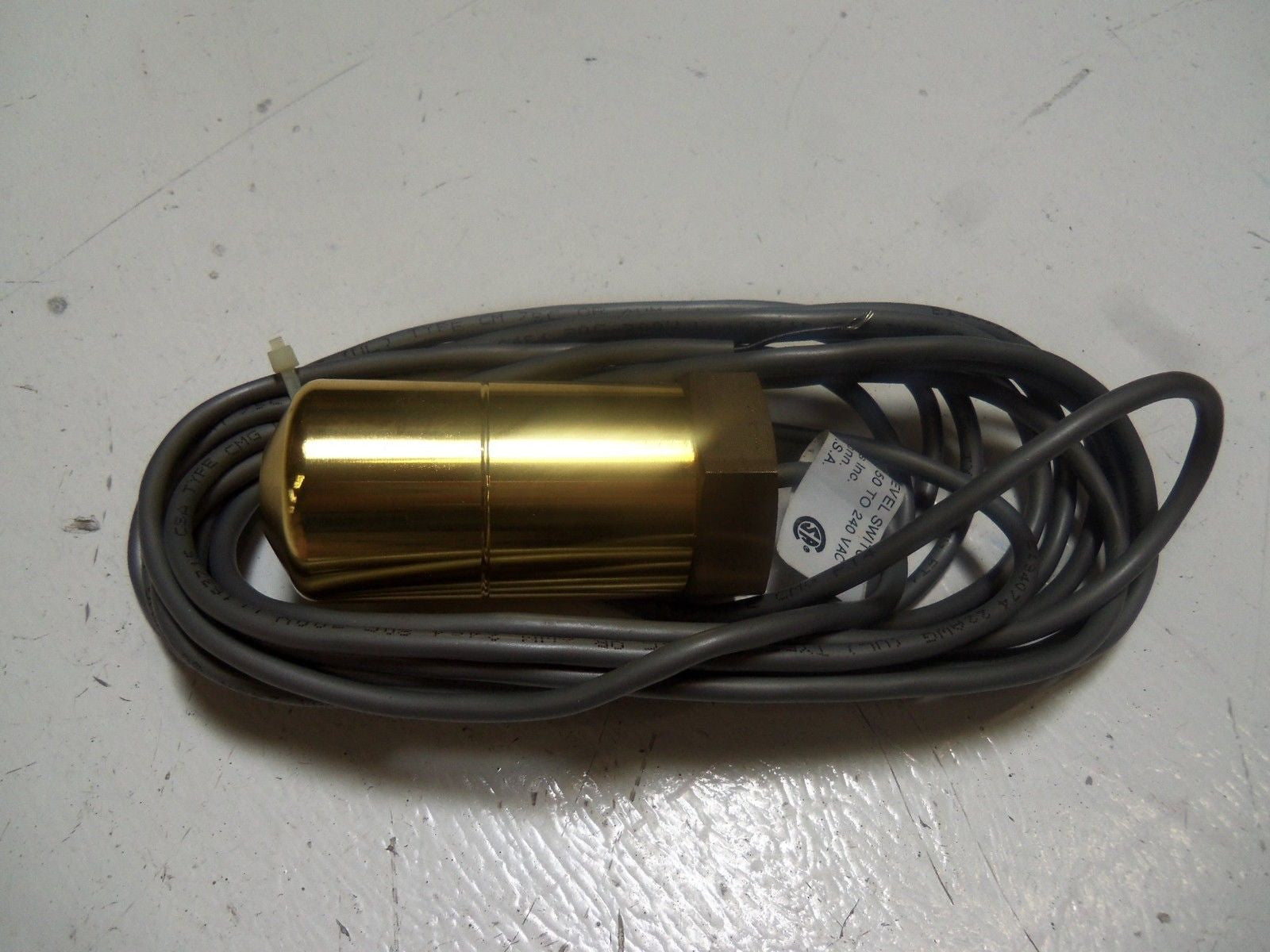 HK 13LB 005 SWITCH OIL LEVEL *NEW IN BOX*