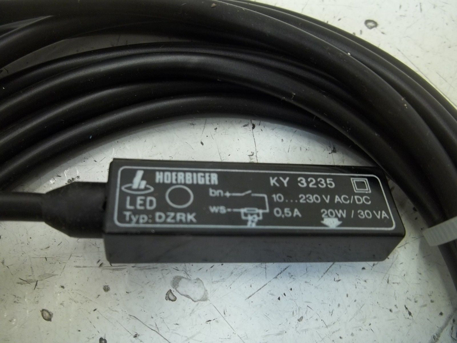 HOERBIGER KY3235 DZRK MAGNETIC REED SWITCH *NEW NO BOX