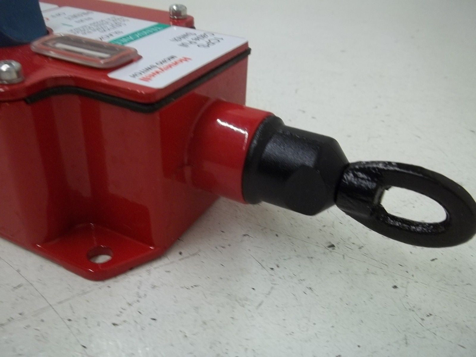 HONEYWELL 1CPSA1 CABLE PULL SWITCH(AS PICTURED) *NEW IN BOX*