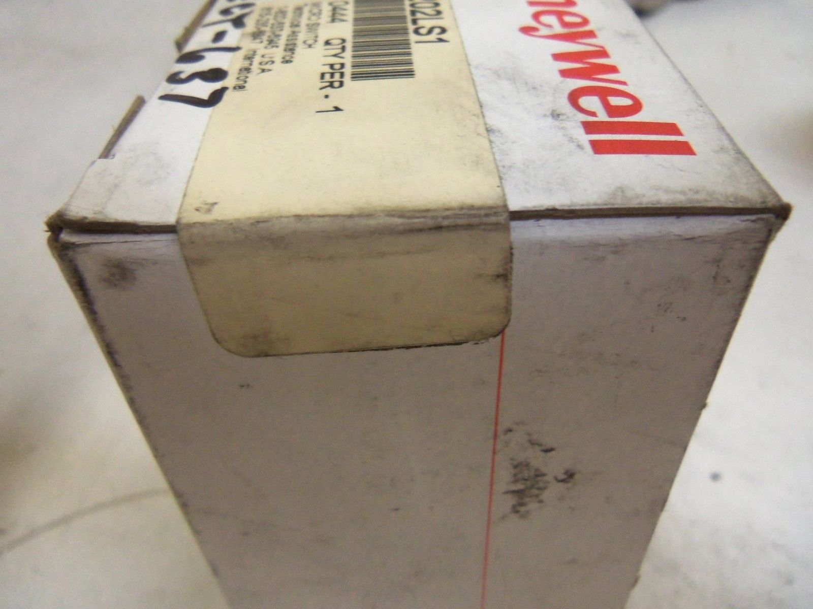 HONEYWELL 202LS1 *FACTORY SEALED*