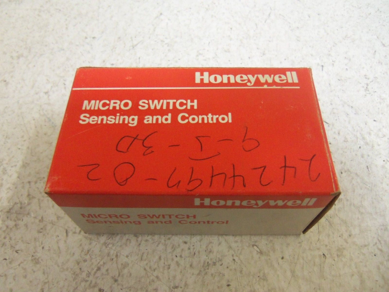 HONEYWELL 2MN1 CONTACT BLOCK *NEW IN BOX*