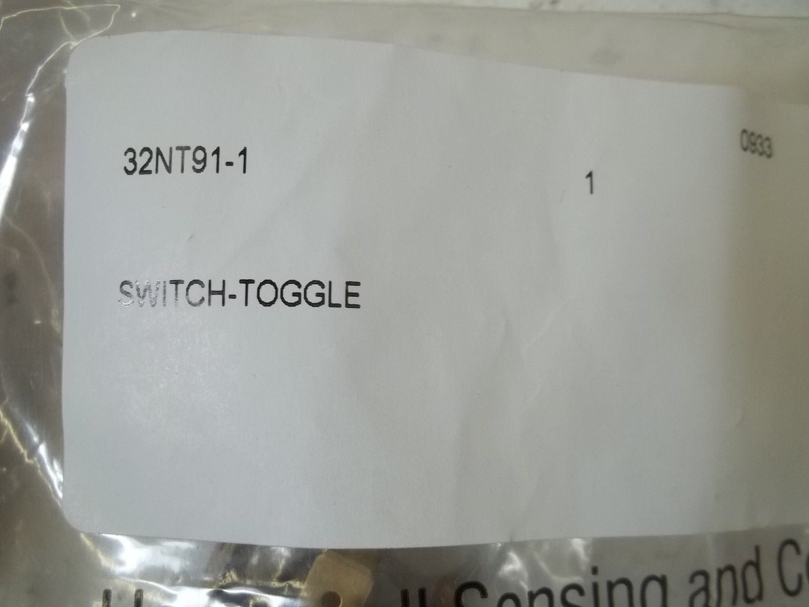 HONEYWELL 32NT91-1 TOGGLE SWITCH *NEW IN A FACTORY BAG*
