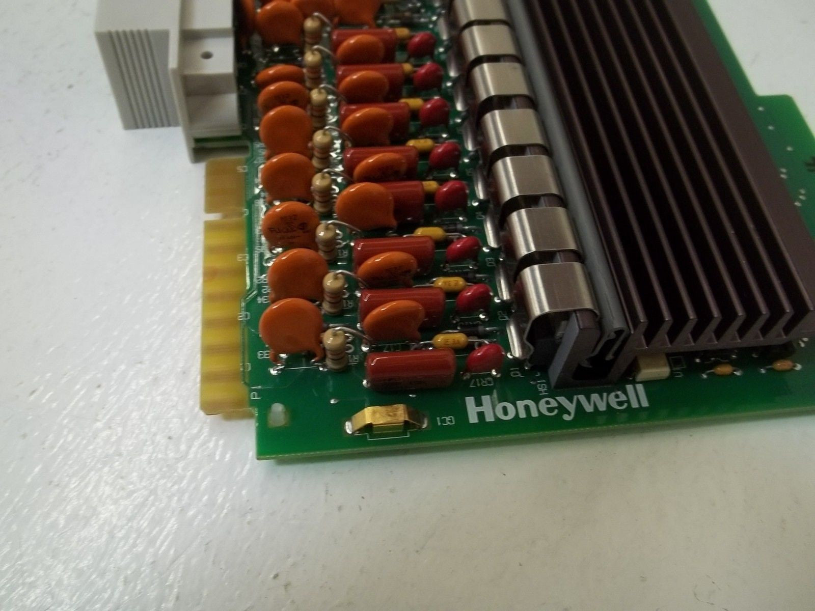 HONEYWELL 621-2150RC OUTPUT MODULE 115VAC *NEW NO BOX*