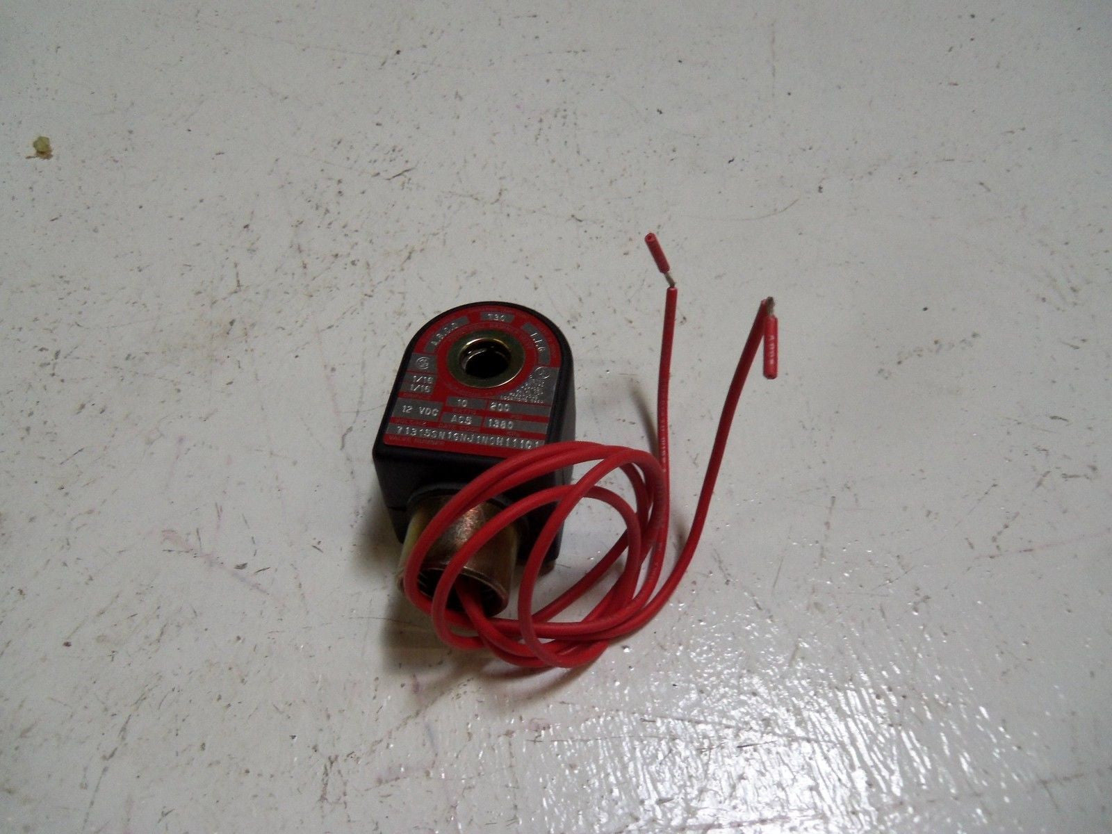 HONEYWELL 71315SN1GNJ1N0H111C1 SKINNER VALVE *USED*