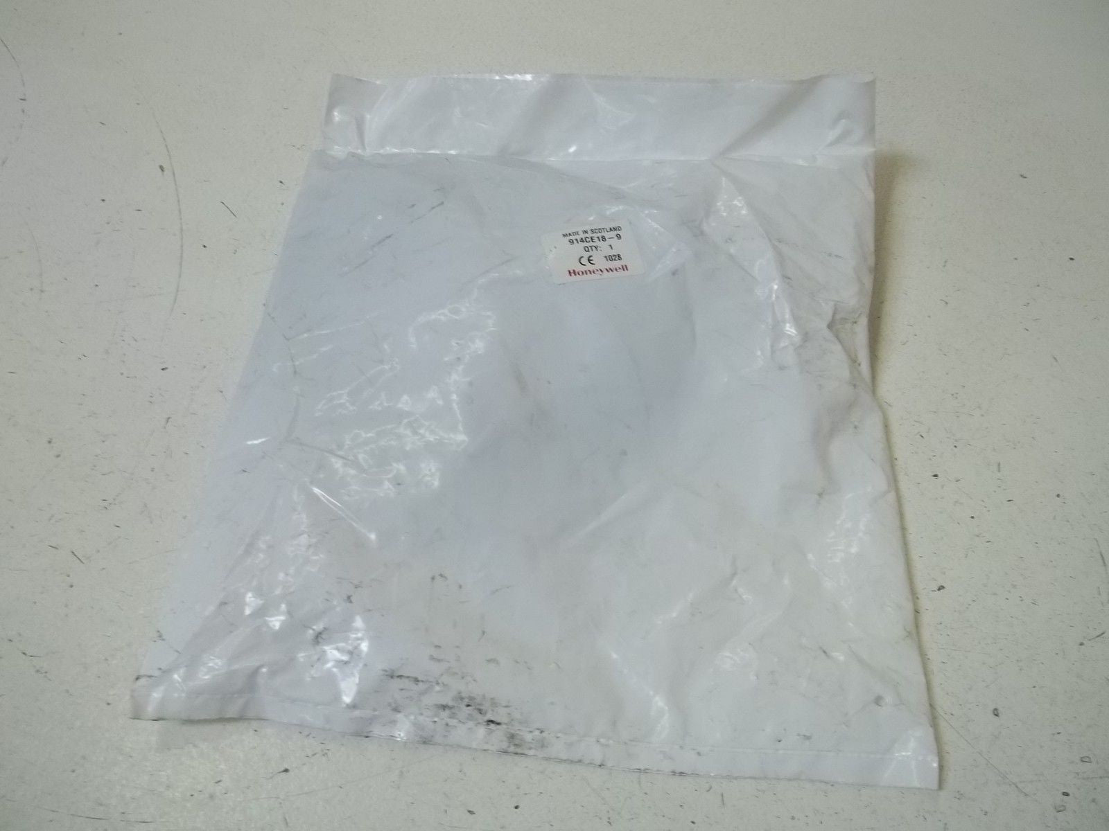 HONEYWELL 914CE18-9 LIMIT SWITCH *NEW IN A FACTORY BAG*