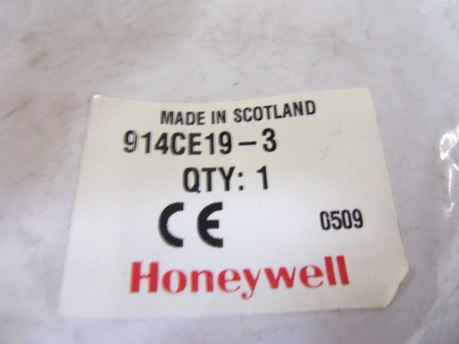 HONEYWELL 914CE19-3 LIMIT SWITCH *NEW IN FACTORY BAG*