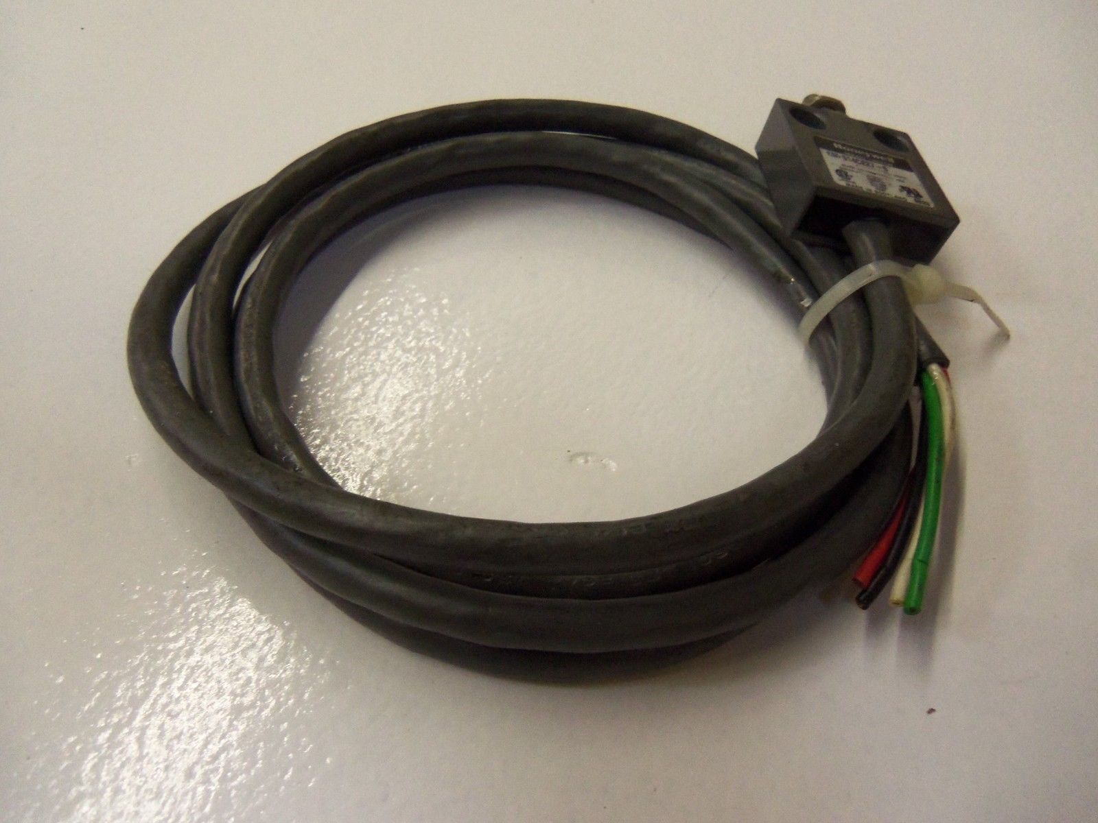 HONEYWELL 914CE27-6 *USED*
