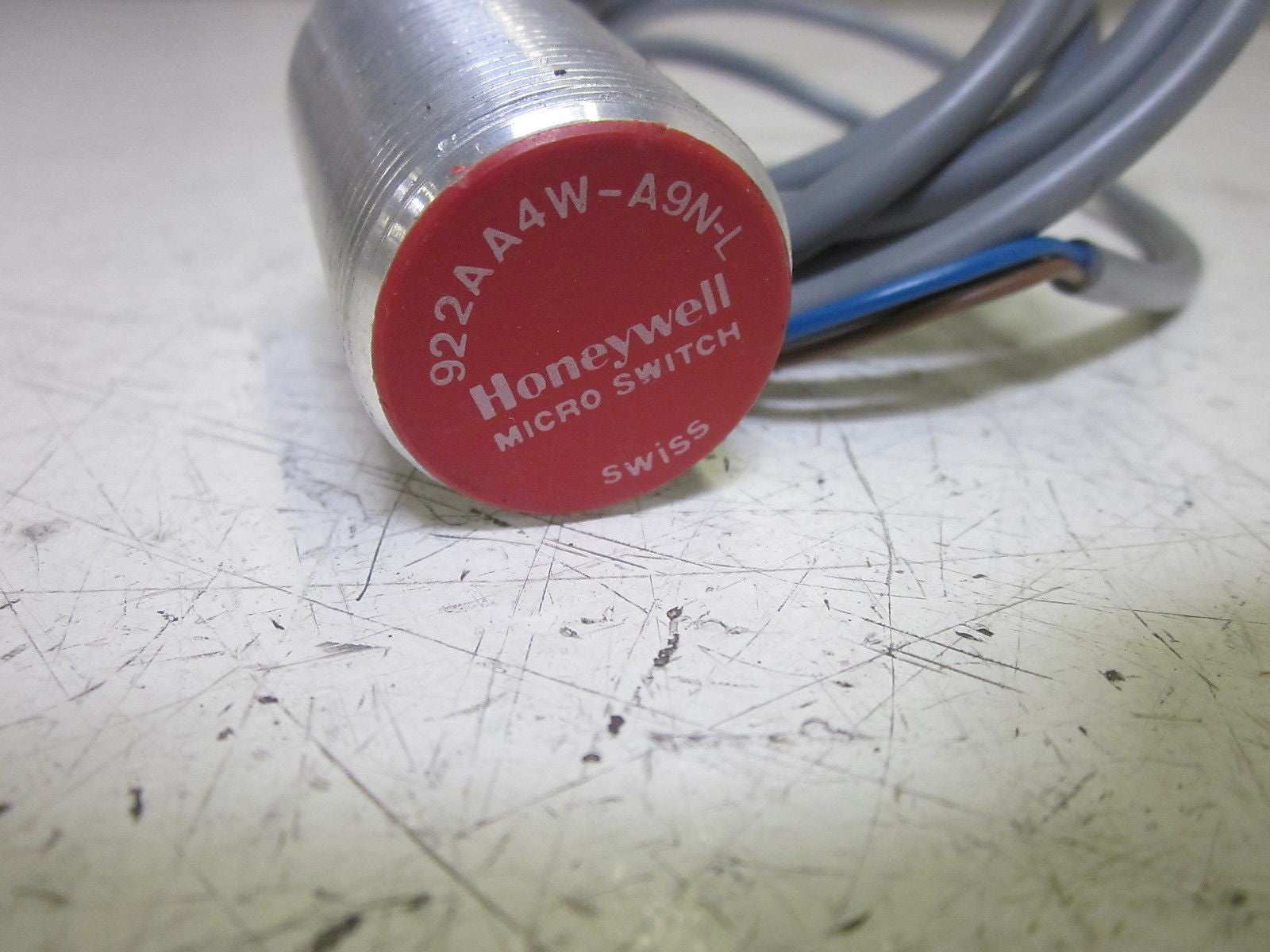HONEYWELL 922AA4W-A9N-L PROXIMITY SENSOR *USED*