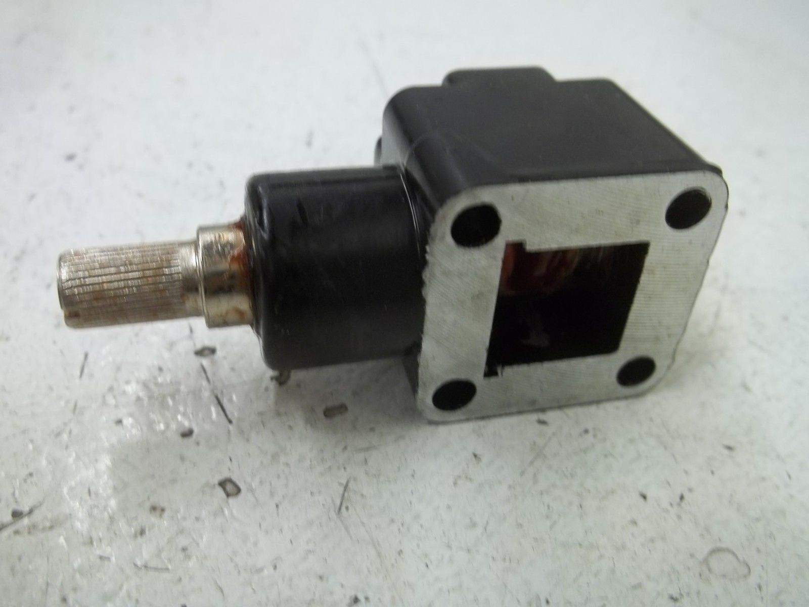 HONEYWELL 9PA15 ACTUATOR HEAD (AS PICTURED) *USED*