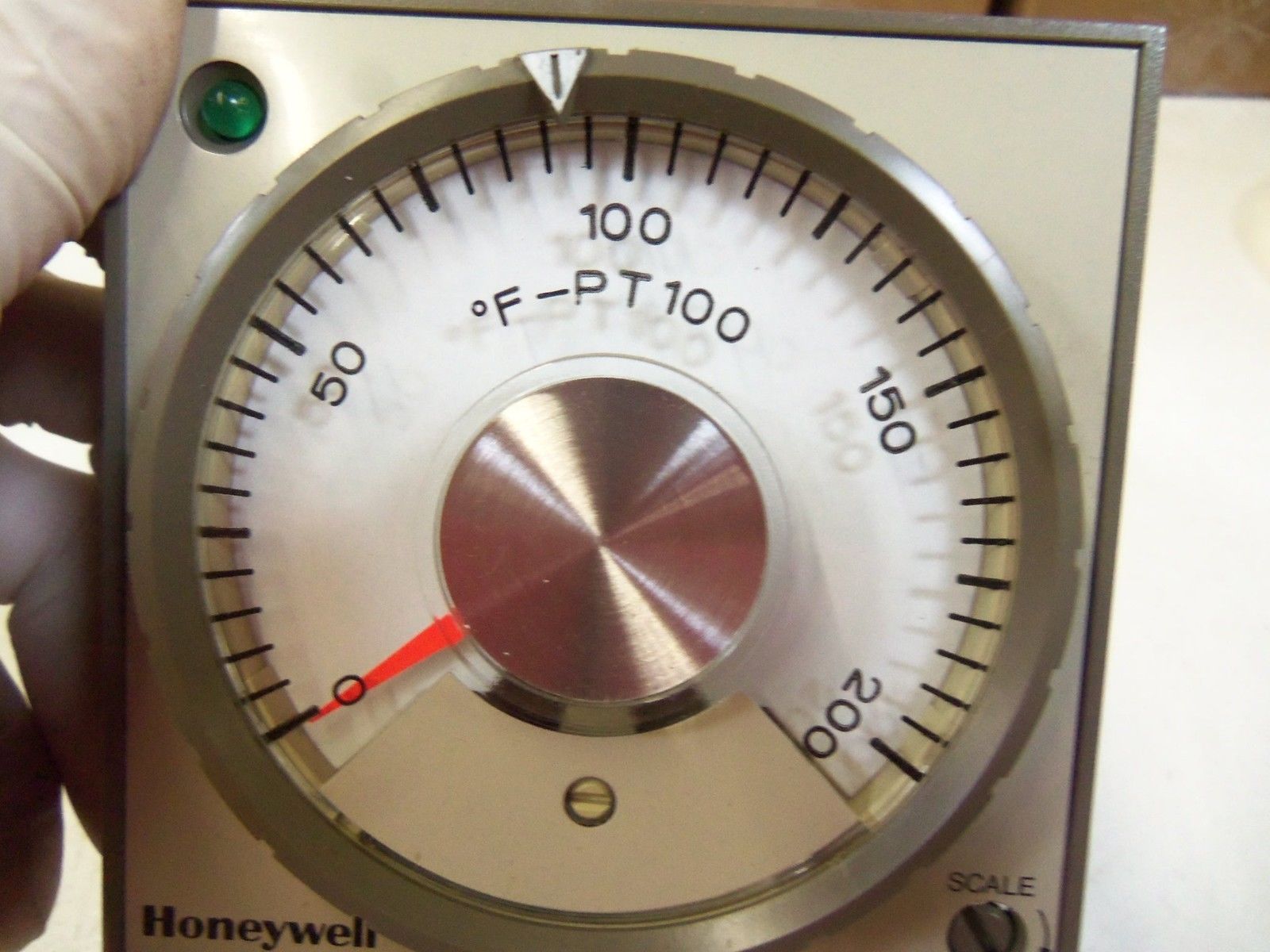 HONEYWELL AV301AB205 *NEW NO BOX*
