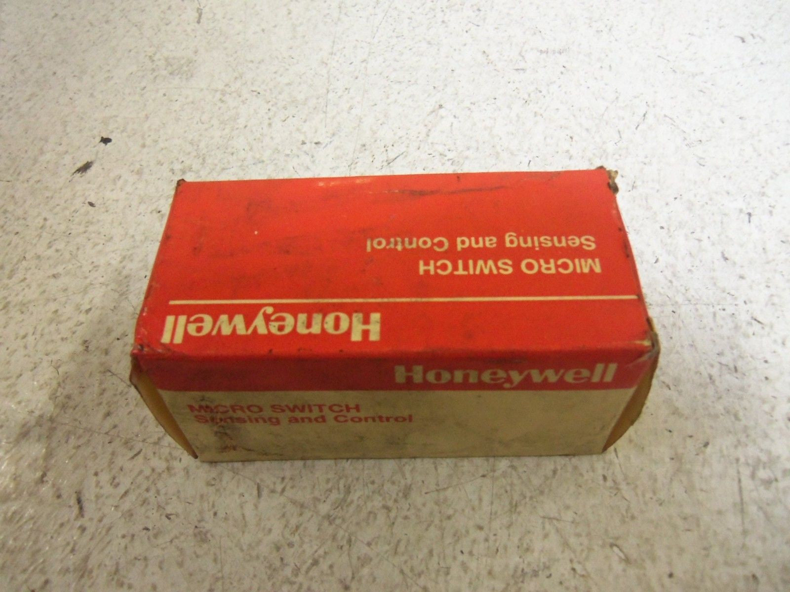 HONEYWELL BZ-2RQ69 LIMIT SWITCH *NEW IN BOX*