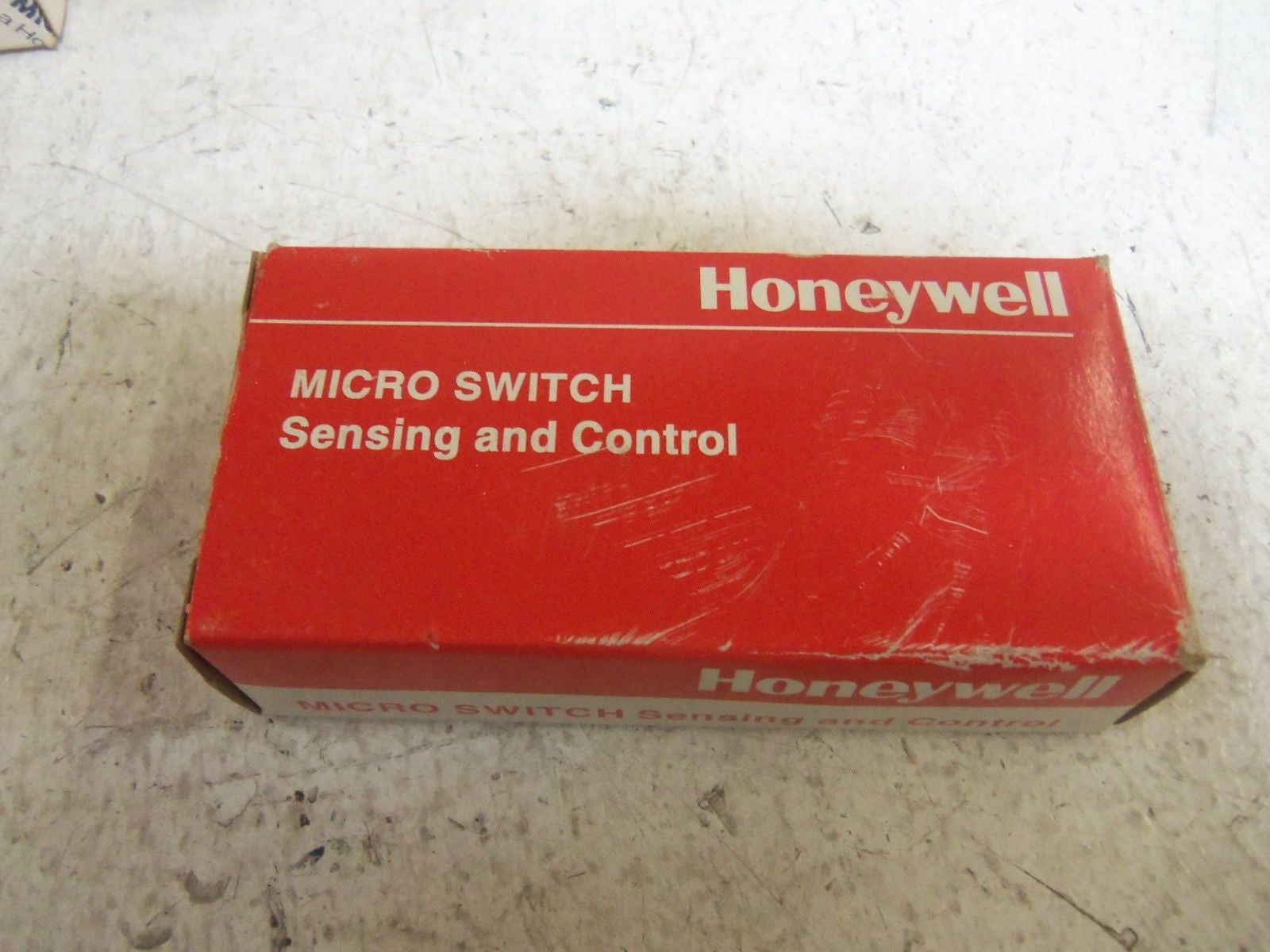 HONEYWELL BZ-R SNAP ACTION LIMIT SWITCH *NEW IN BOX*