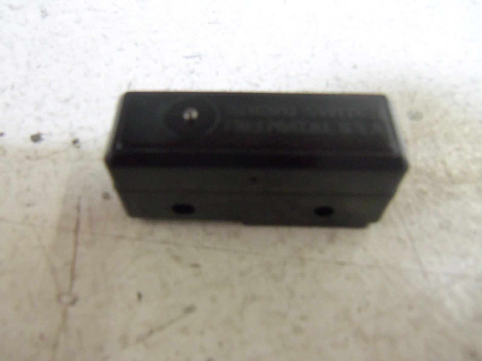 HONEYWELL BZ-R SNAP ACTION LIMIT SWITCH *NEW IN BOX*