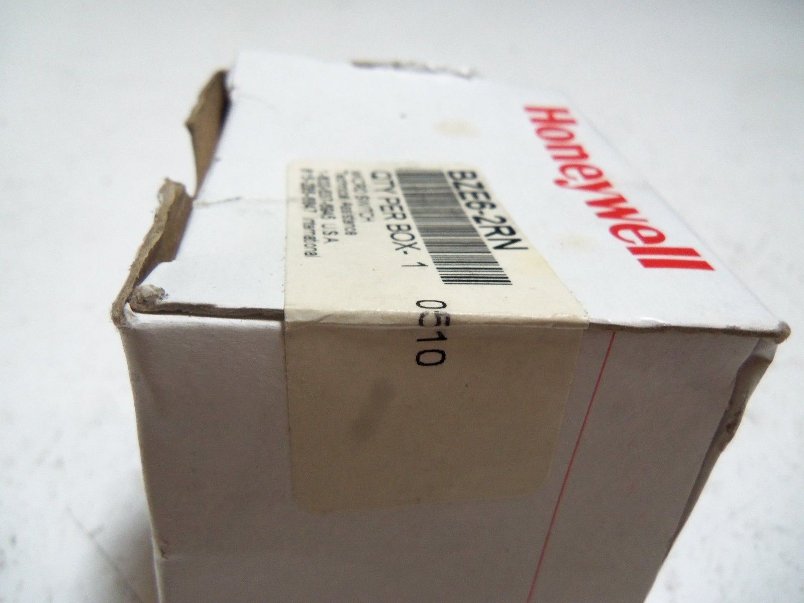 HONEYWELL BZE6-2RN LIMIT SWITCH * FACTORY SEALED *
