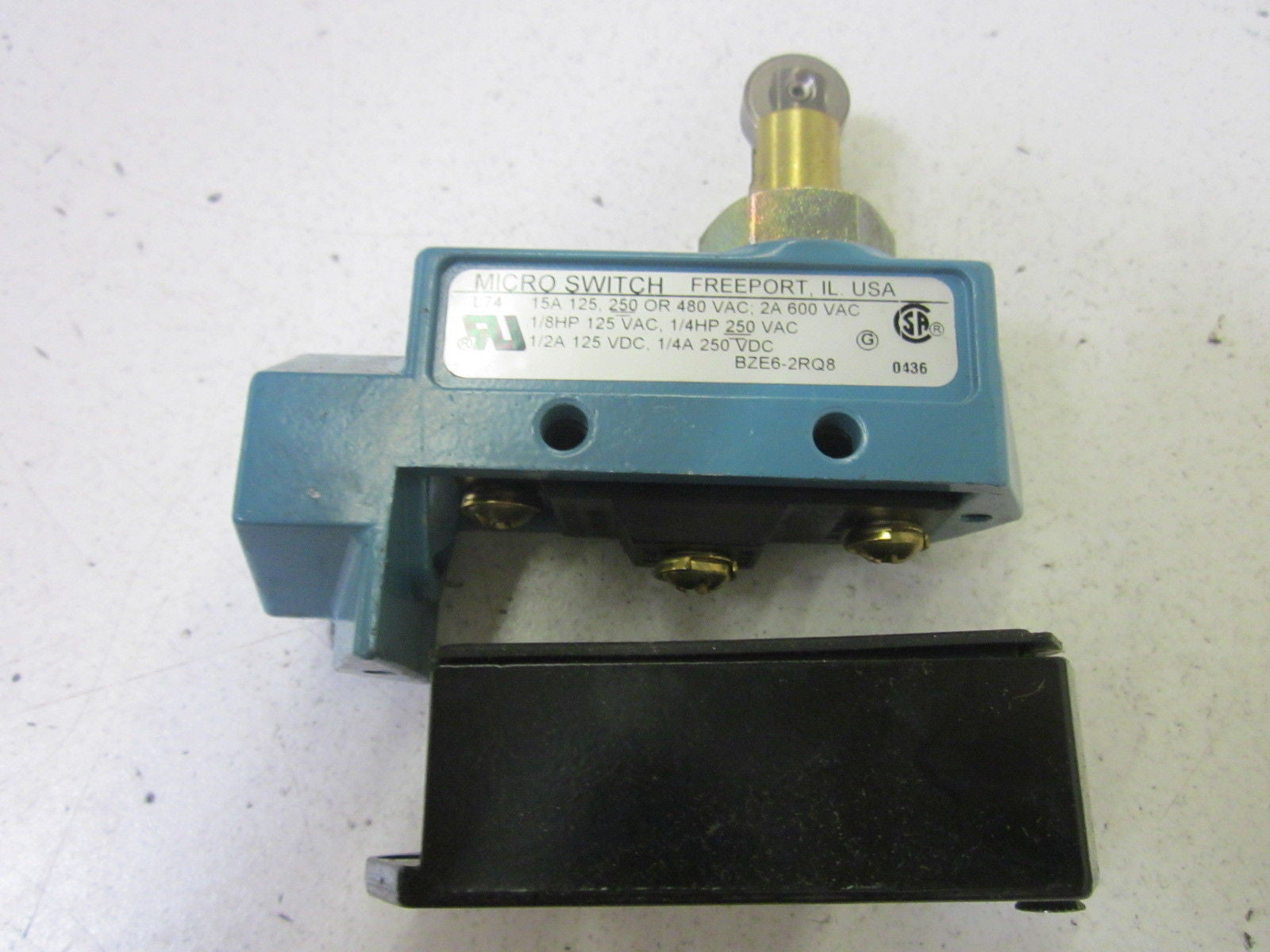 HONEYWELL BZEN6-2RQ8 *NEW IN BOX*