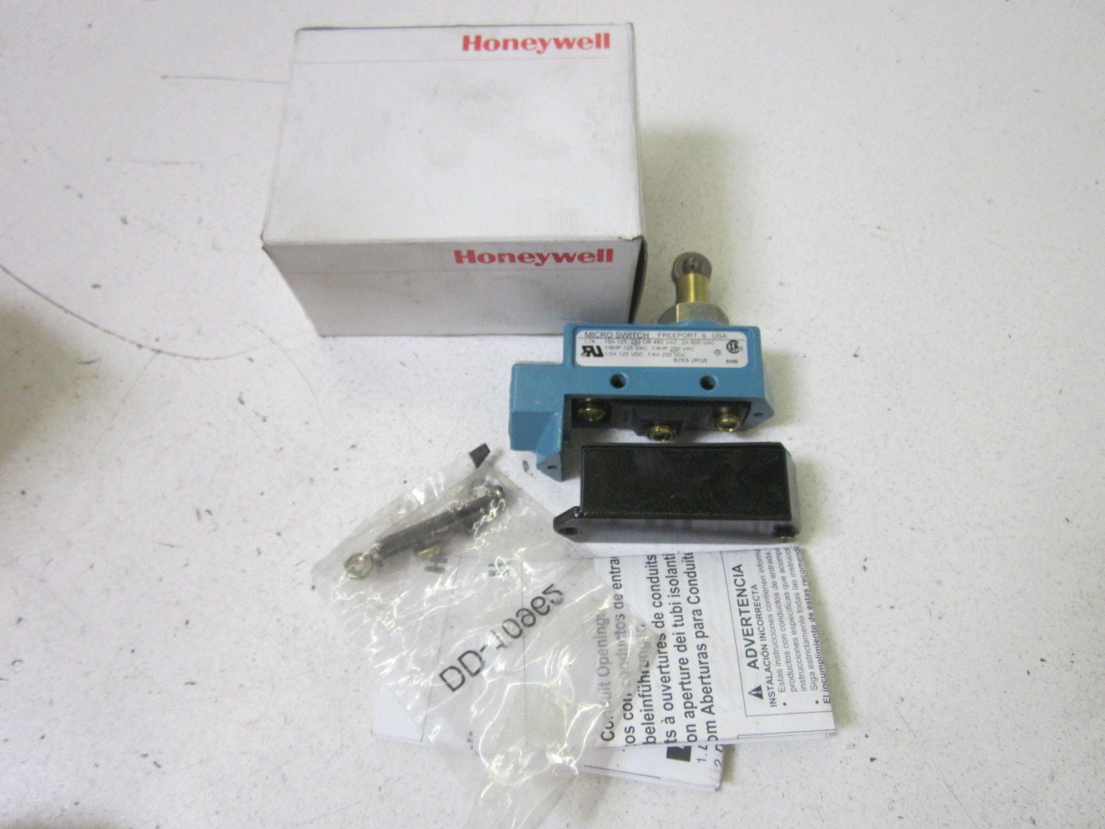 HONEYWELL BZEN6-2RQ8 *NEW IN BOX*