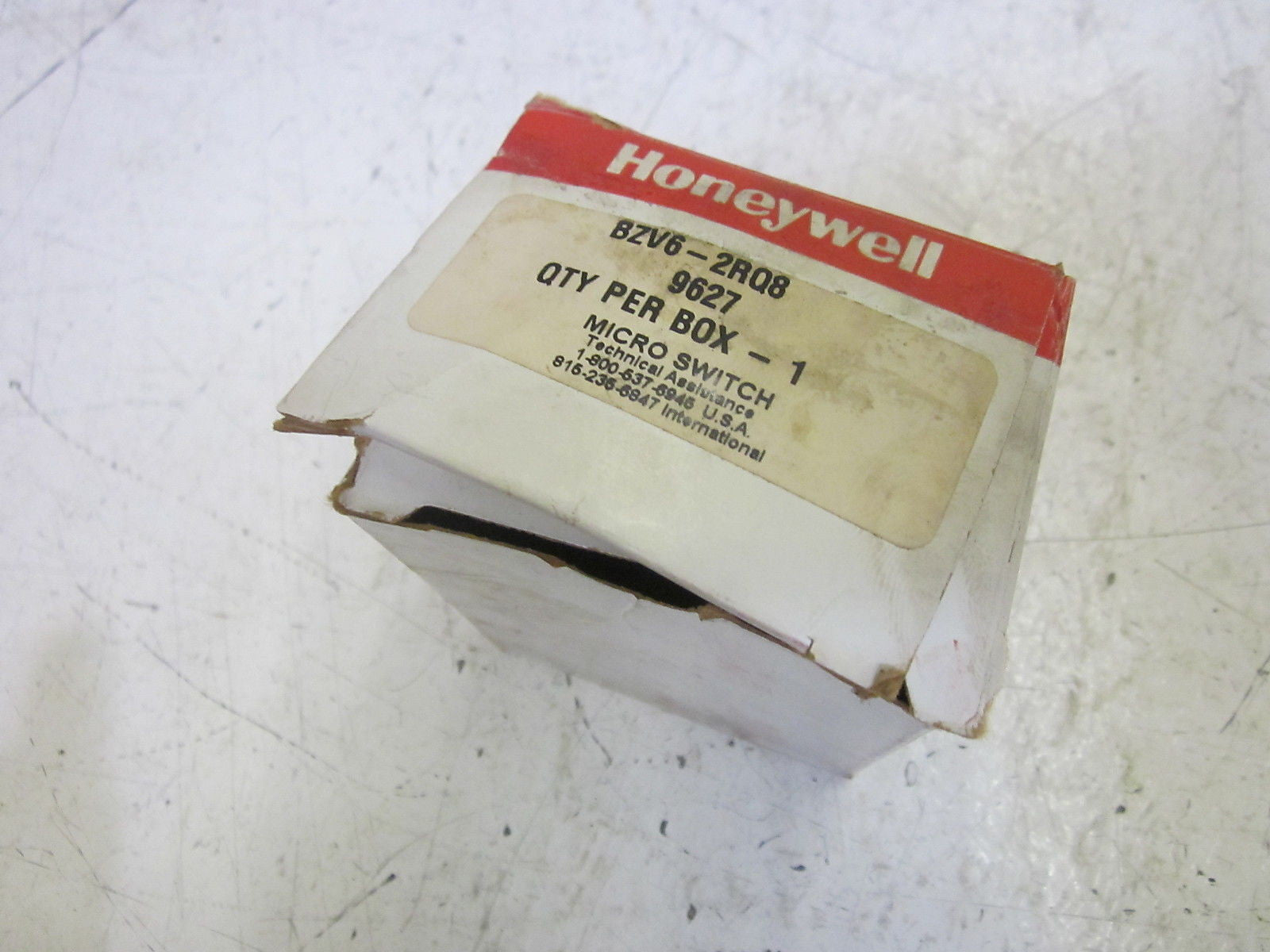 HONEYWELL BZV6-2RQ8 LIMIT SWITCH  *NEW IN BOX*