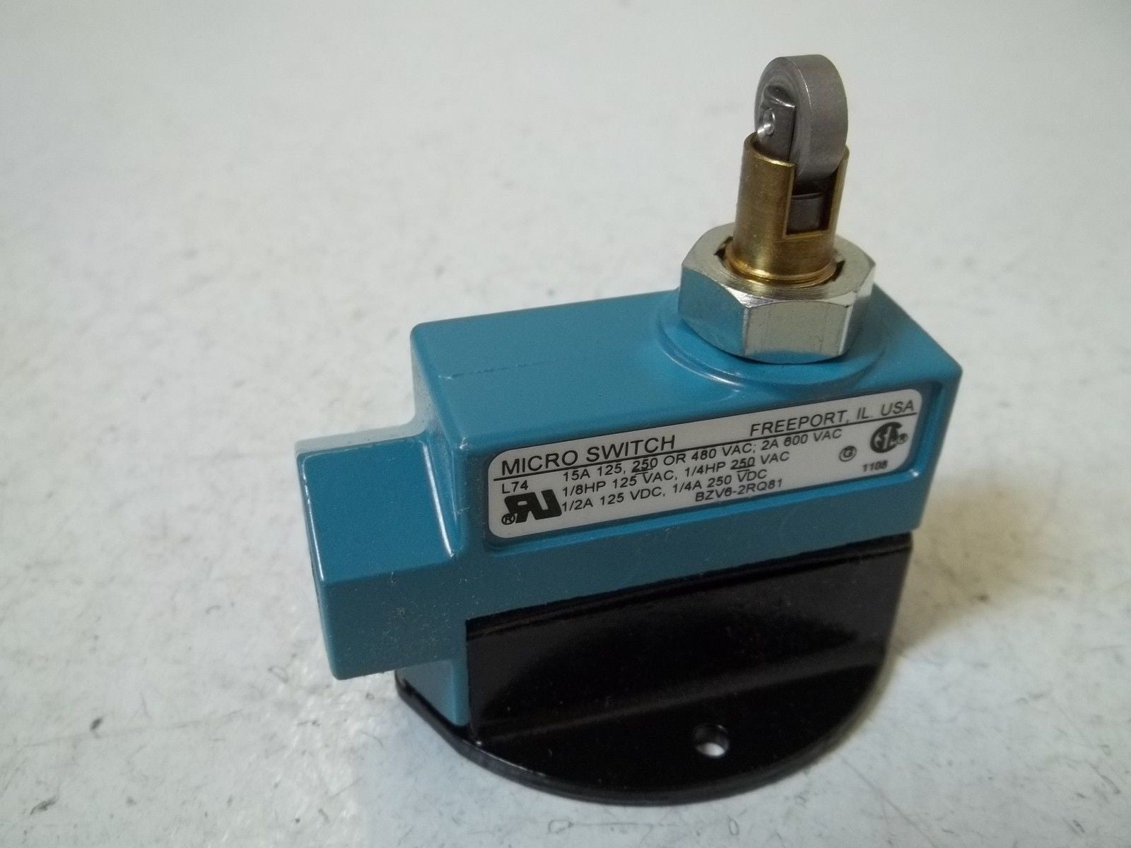 HONEYWELL BZV6-2RQ81 *NEW IN BOX*