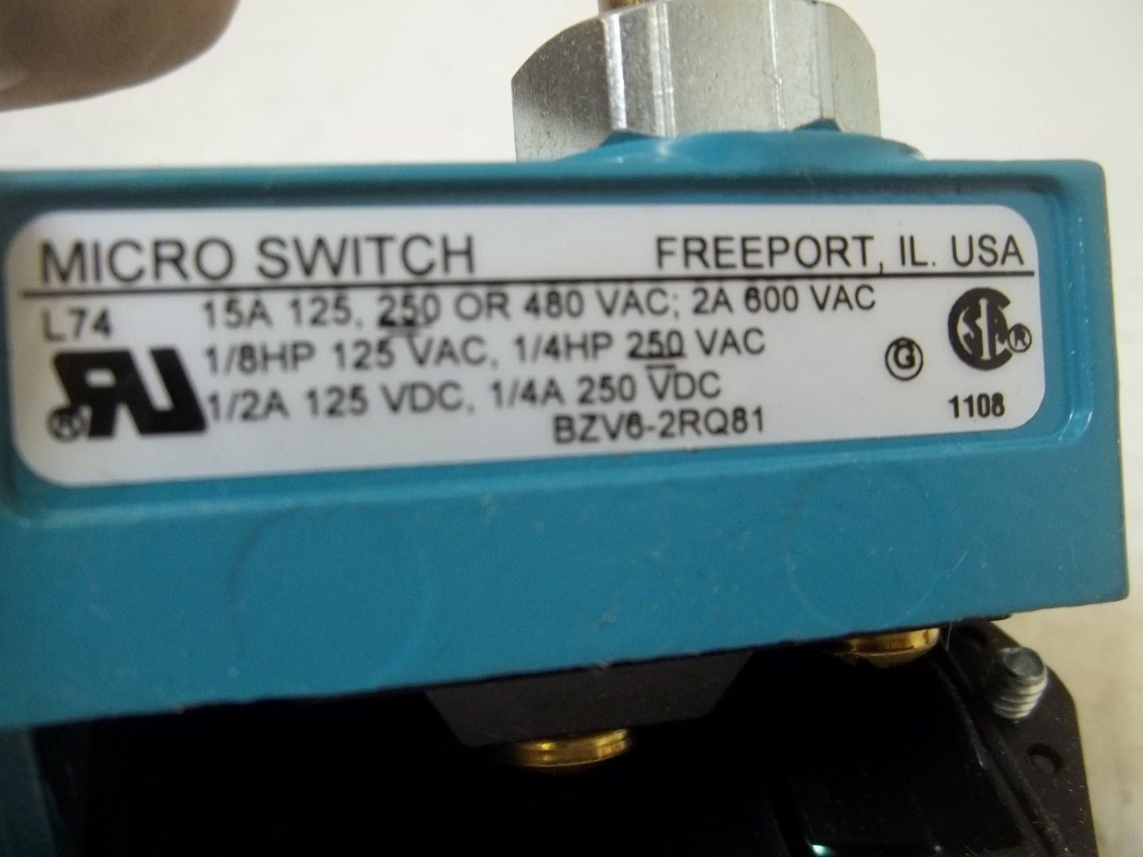 HONEYWELL BZV6-2RQ81 *NEW IN BOX*