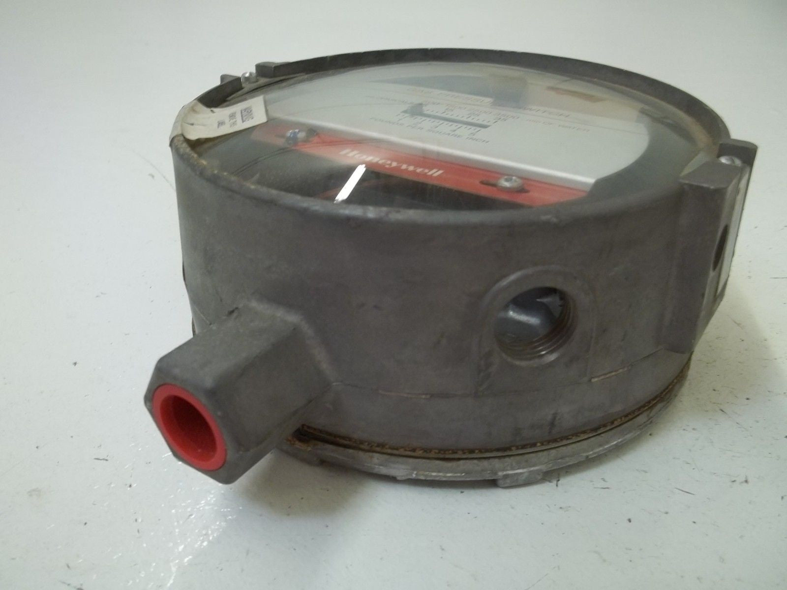 HONEYWELL C637B1028 GAS PRESSURE SWITCH *USED*