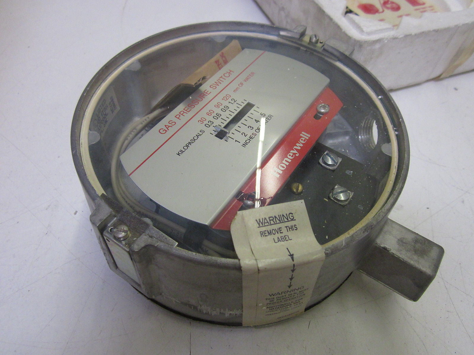 HONEYWELL C637B 1036 *NEW IN BOX*