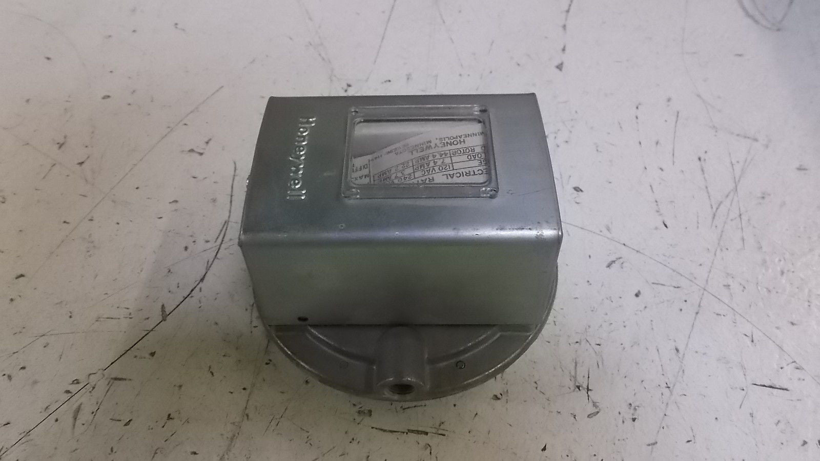 HONEYWELL C645A1022 PRESSURE SWITCH *USED*