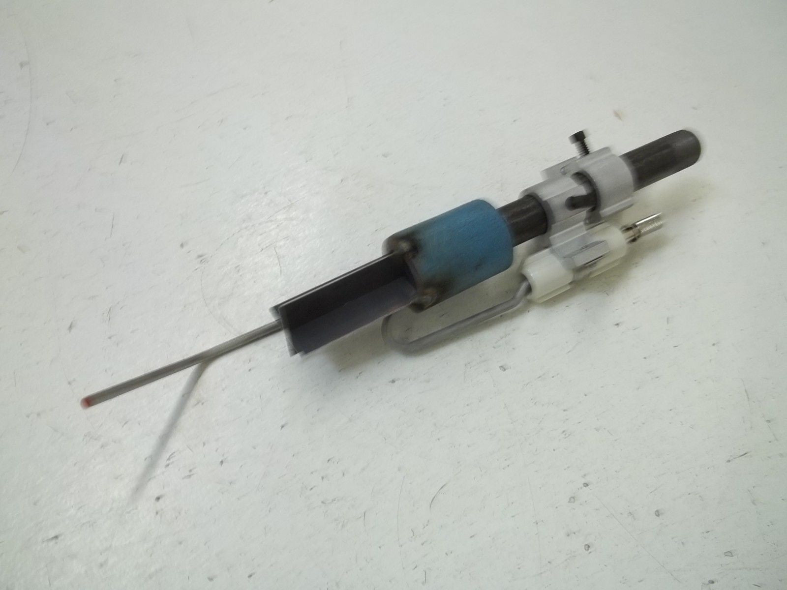 HONEYWELL C7005B1035 NAT-GAS PILOT BURNER W/KANTHAL FLAME ROD *NEW IN BOX*