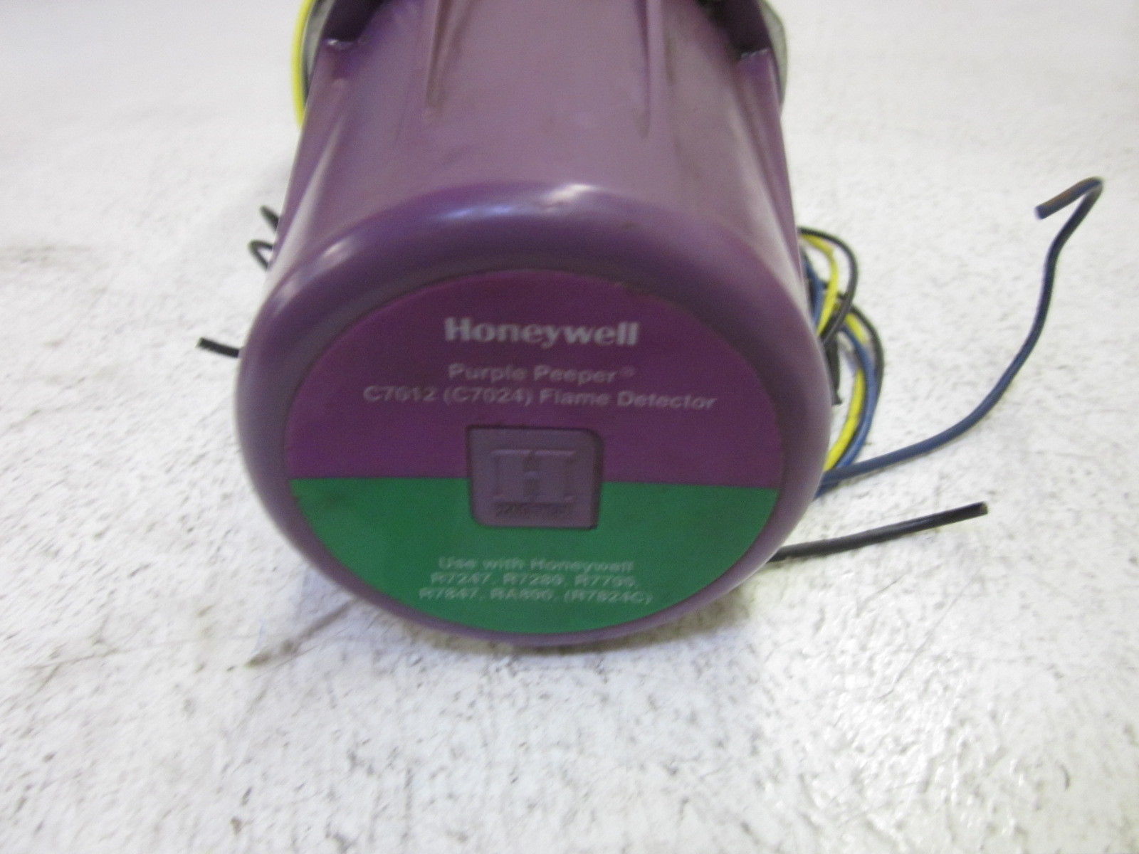 HONEYWELL C7012A1145 *USED*