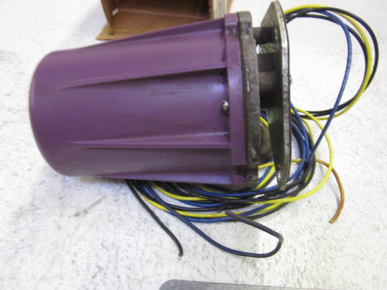 HONEYWELL C7012A1145 *USED*