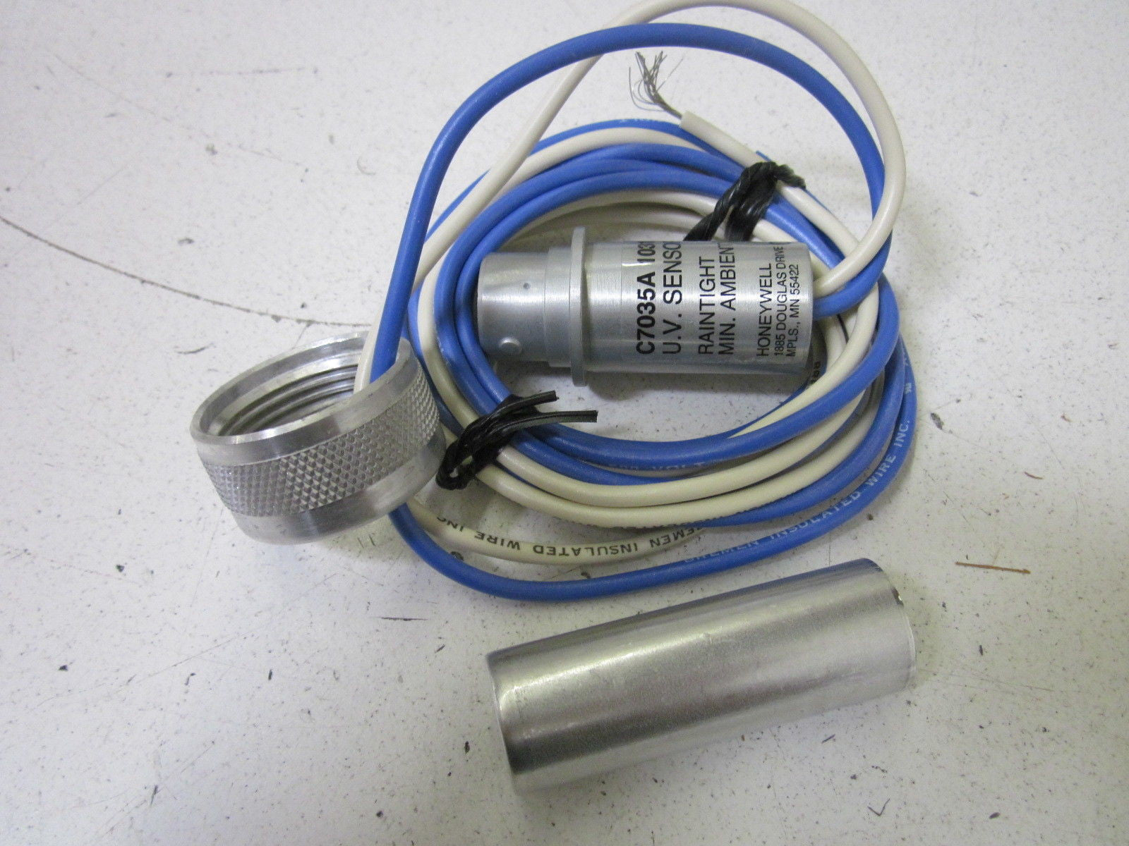 HONEYWELL C7035A1031 *USED*