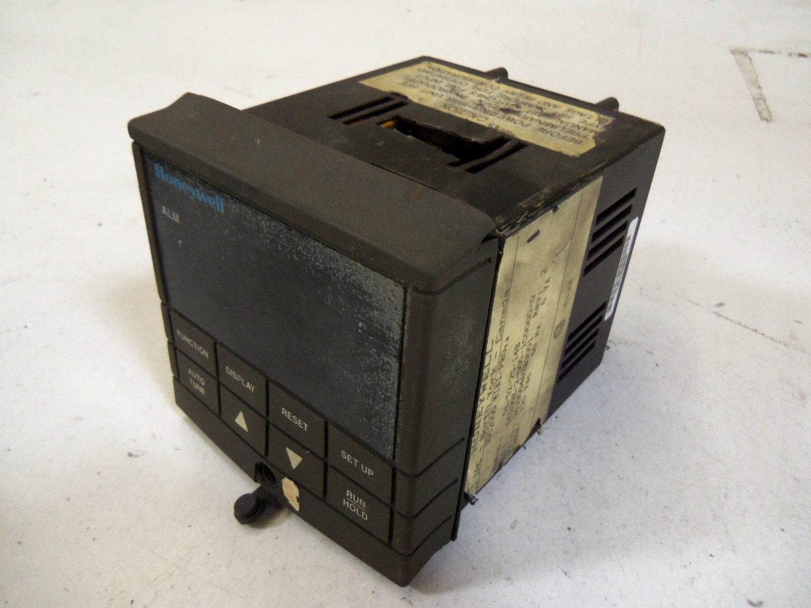 HONEYWELL D200E-2-000-1C0000-0 *USED*