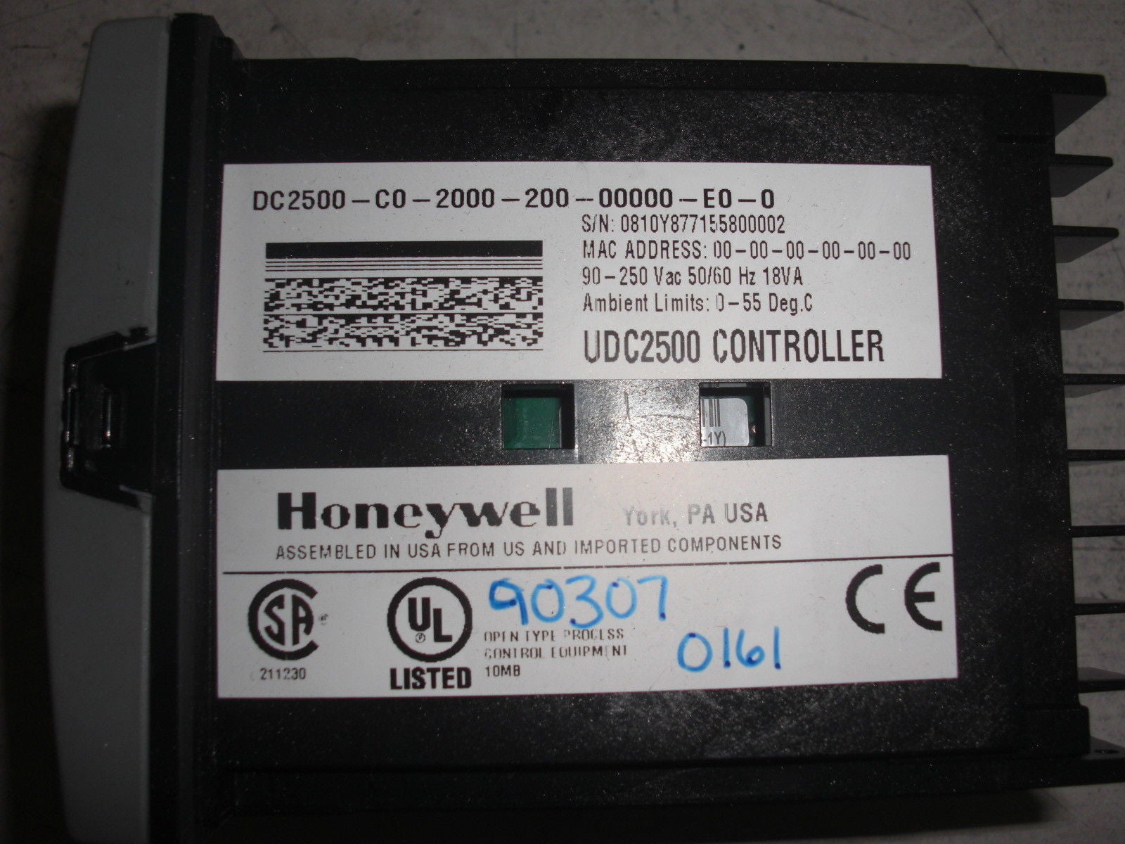 HONEYWELL DC2500-C0-2000-200-00000-E0-0 TEMPERATURE CONTROLLER *NEW NO BOX*