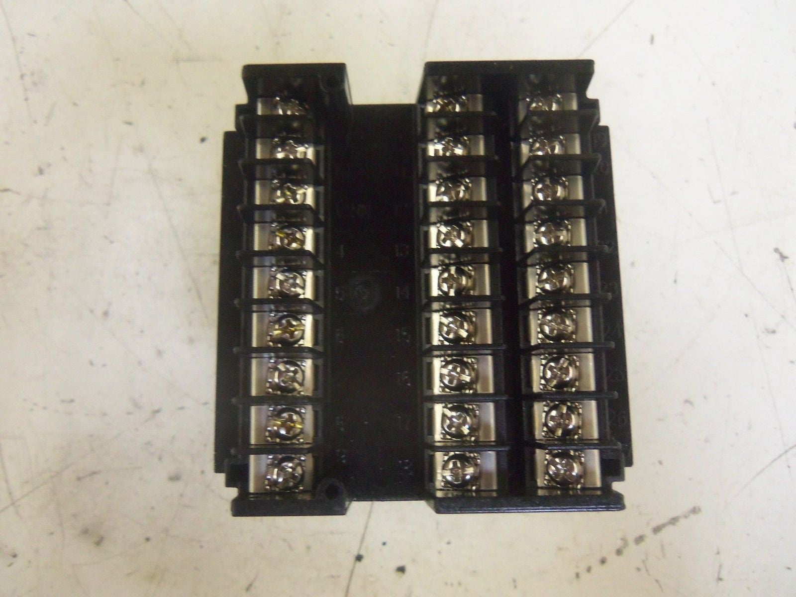 HONEYWELL DC2500-E0-0A00-200-00000-00-0 *USED*