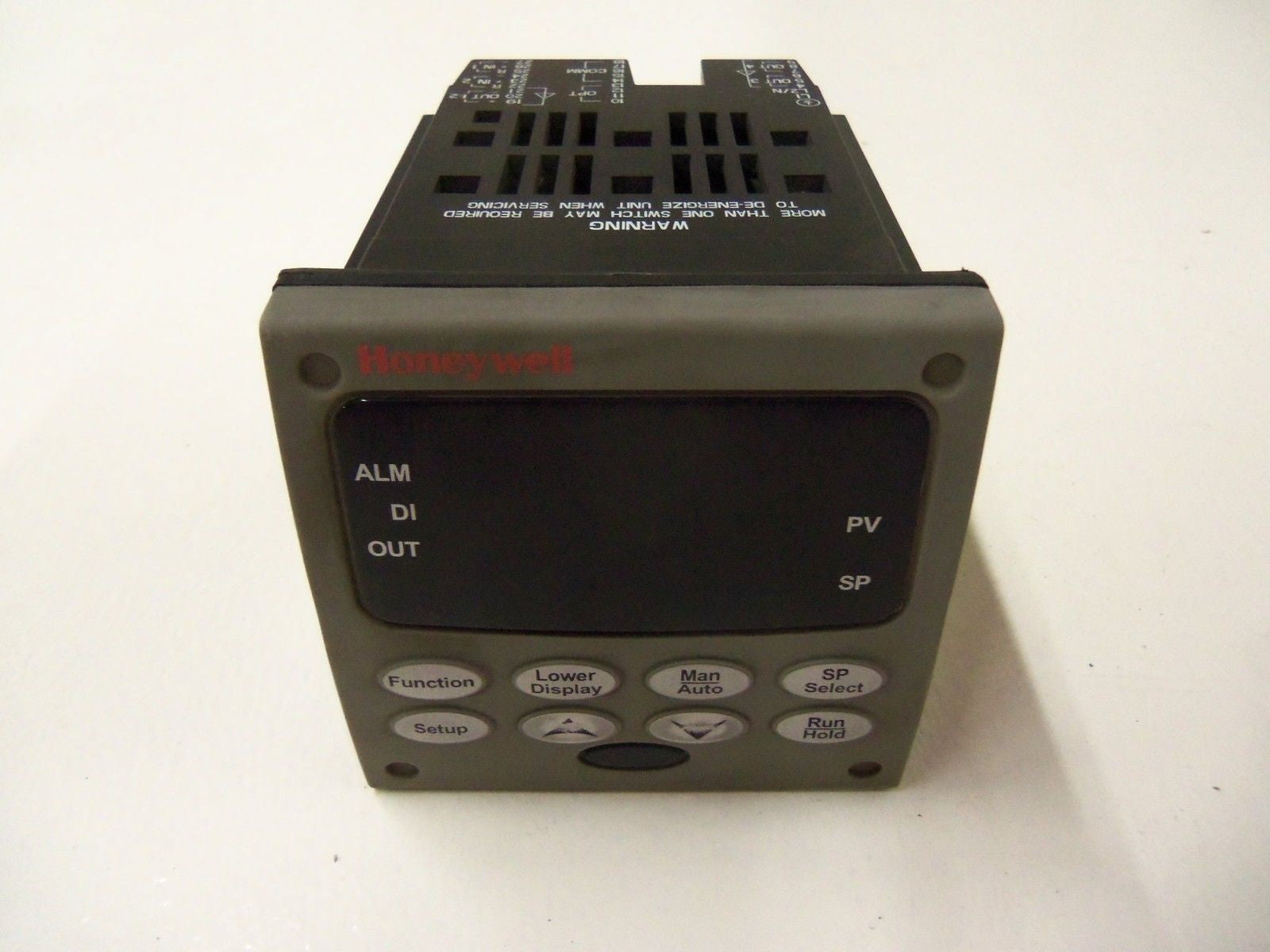 HONEYWELL  DC3200-CE-000R-100-00000-00-0  *USED*