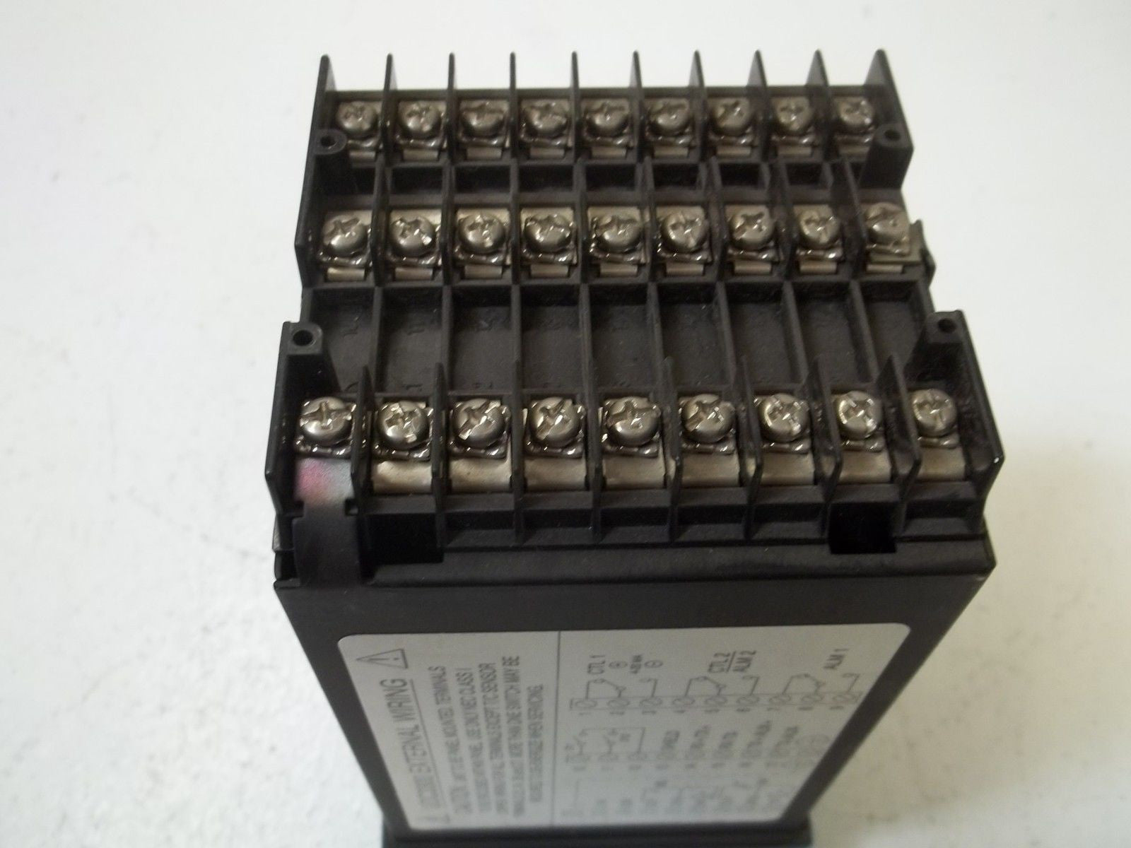 HONEYWELL DC330BK0-000-20-0AB000-00-0 *USED*