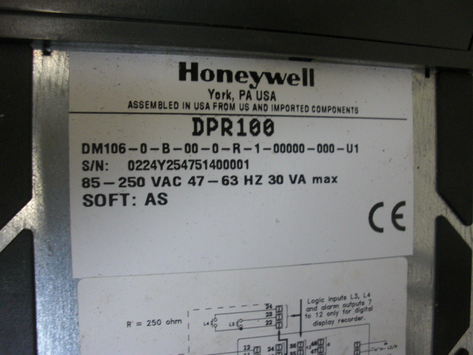HONEYWELL DM106-0-B-00-0-R-1-00000-000-U1 *USED*