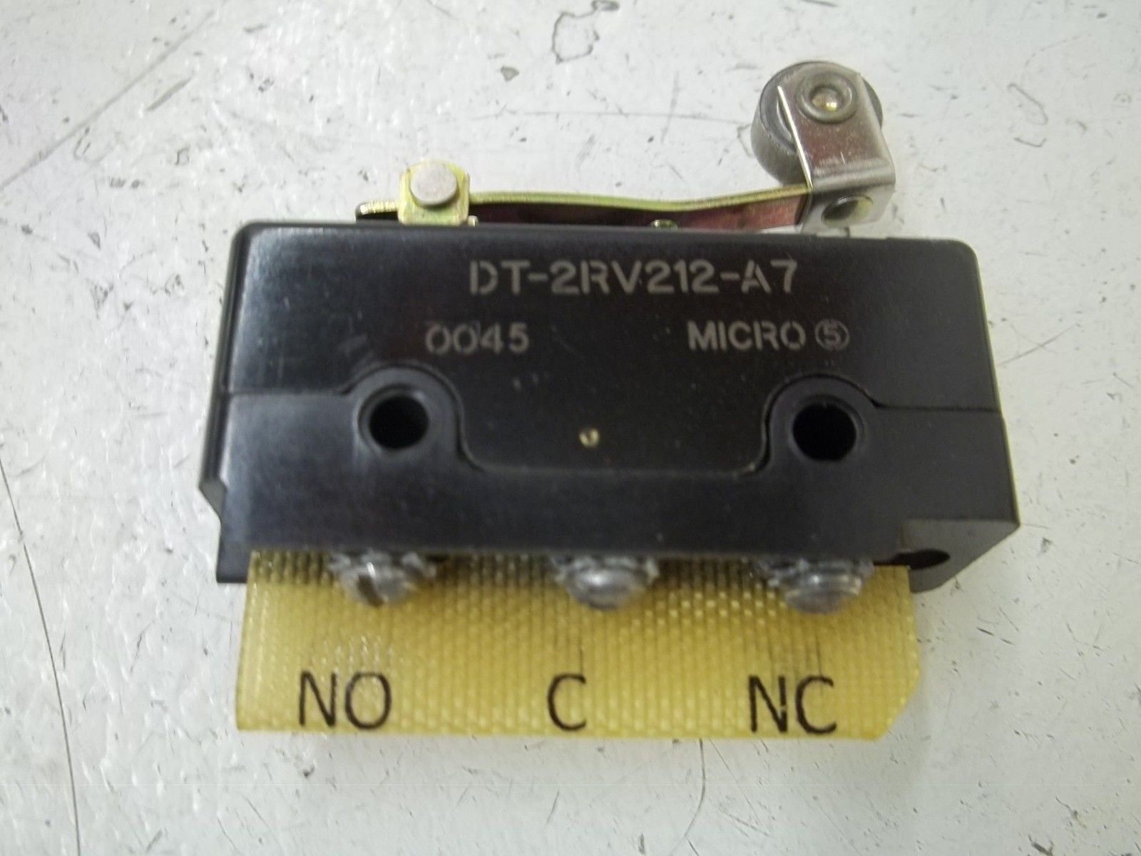 HONEYWELL DT-2RV212-A7 LIMIT SWITCH *NEW IN BOX*