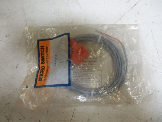 MICROSWITCH FE-LS1C PHOTOELECTRIC SENSOR *NEW IN FACTORY BAG*