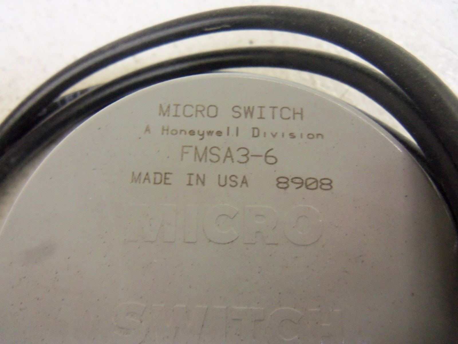 MICROSWITCH FMSA3-6 PROXIMITY SWITCH *NEW IN BOX*