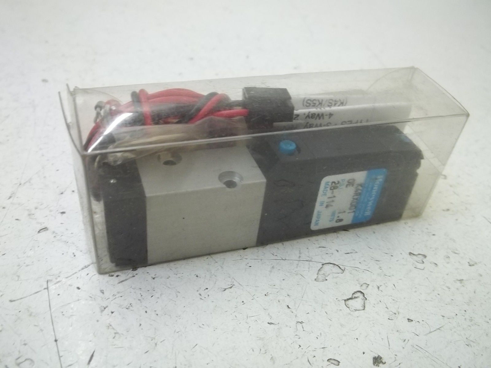 HONEYWELL K4RX001 SOLENOID VALVE OE P.S.I. 1.8WATTS *ORIGINAL PACKAGE*