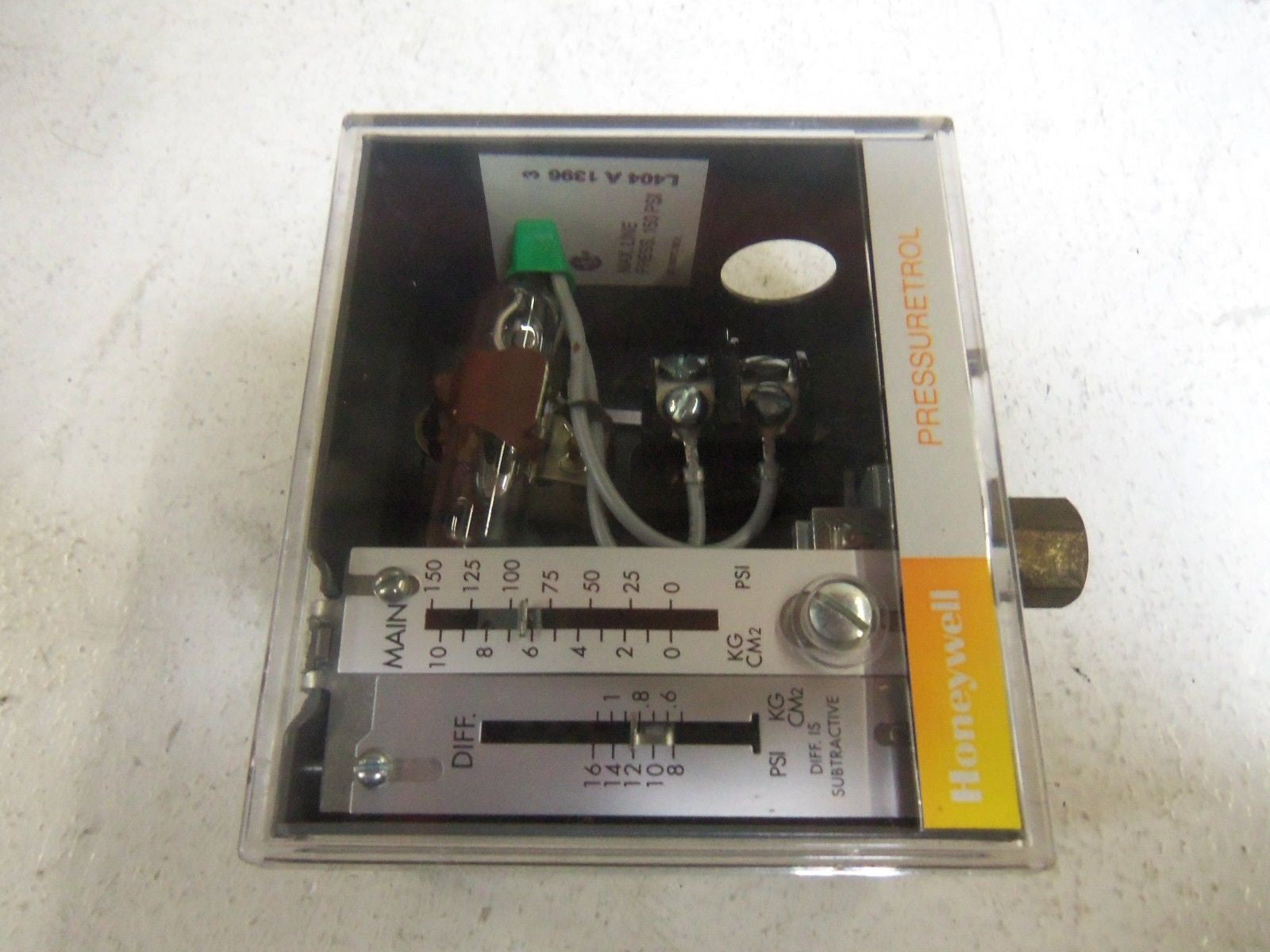 HONEYWELL L404A1396 PRESSURETROL *USED*