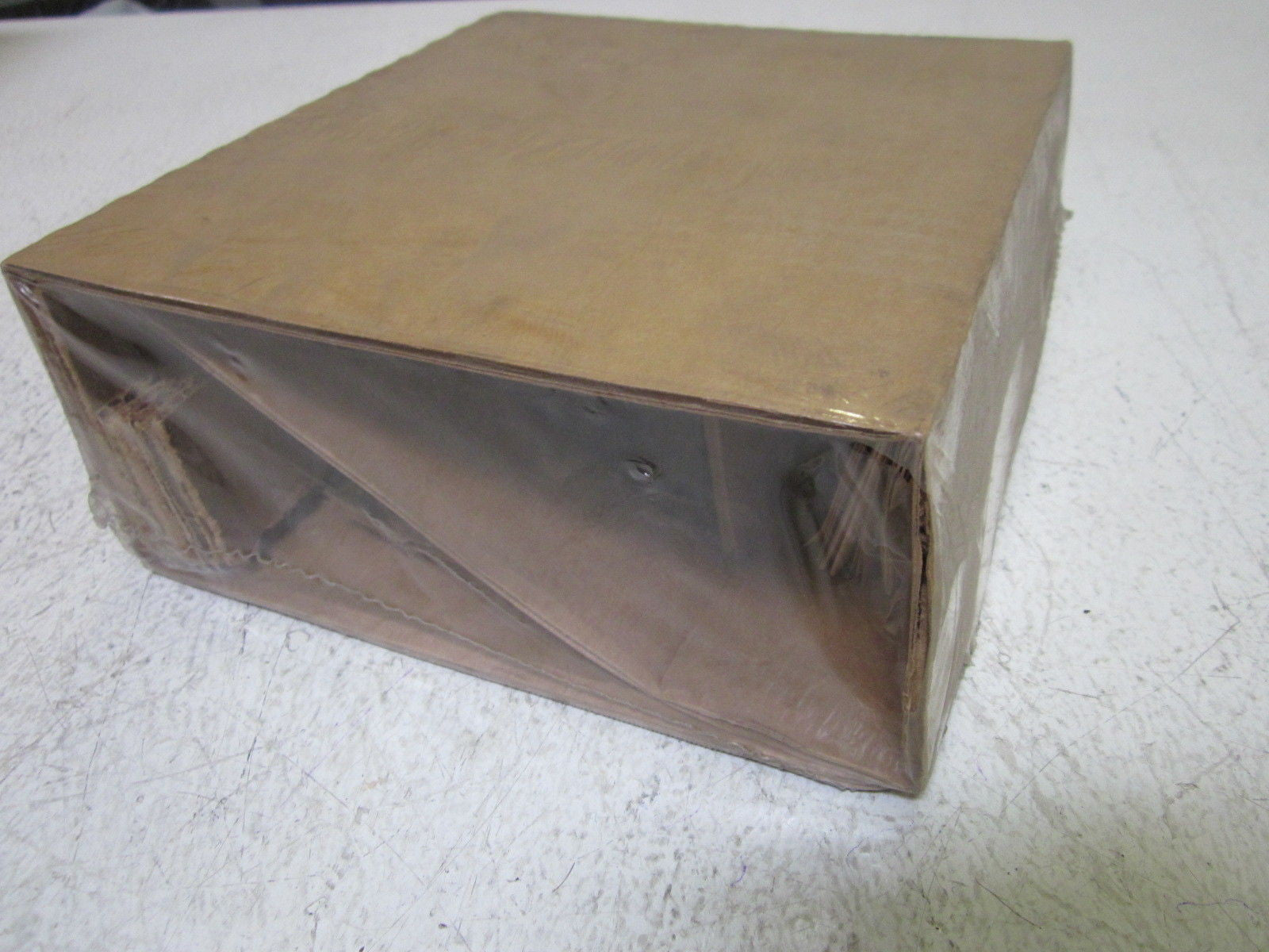 HONEYWELL L404C 1121 2 PRESSURETROL *NEW IN BOX*