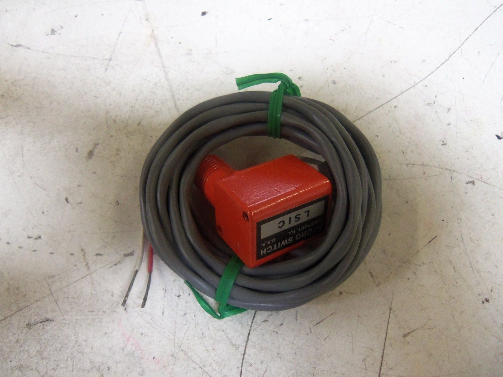 MICROSWITCH LS1C PHOTOELECTRIC SENSOR *NEW NO BOX*