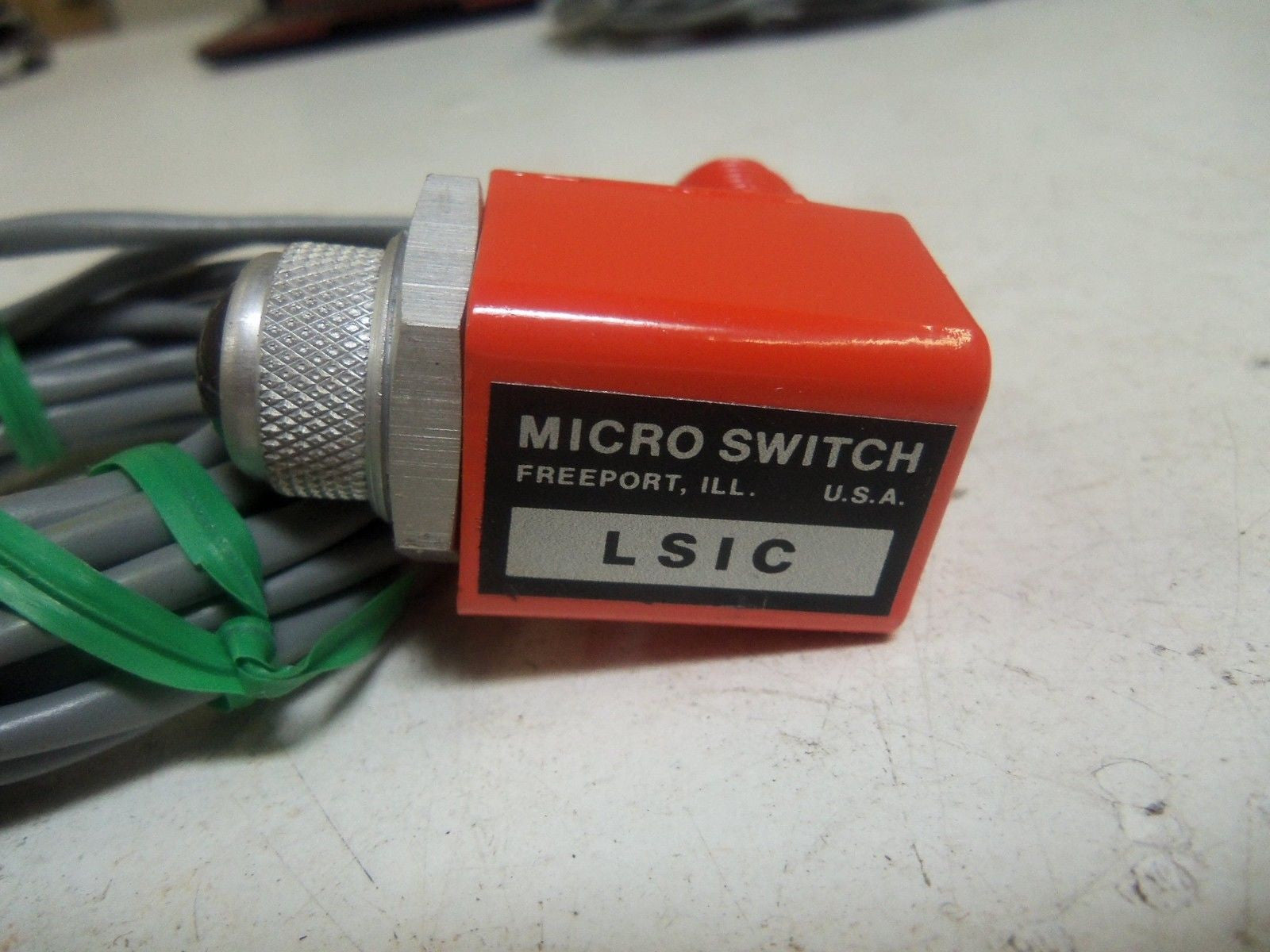 MICROSWITCH LS1C PHOTOELECTRIC SENSOR *NEW NO BOX*