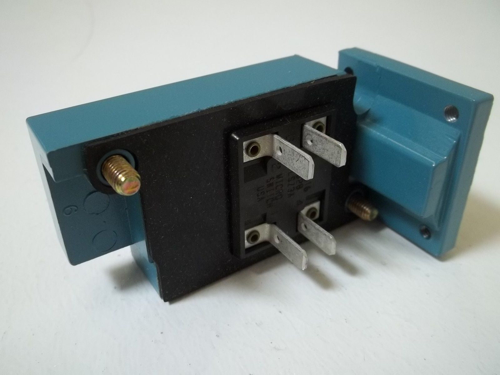 HONEYWELL LSZ21A LIMIT SWITCH *NEW IN BOX*
