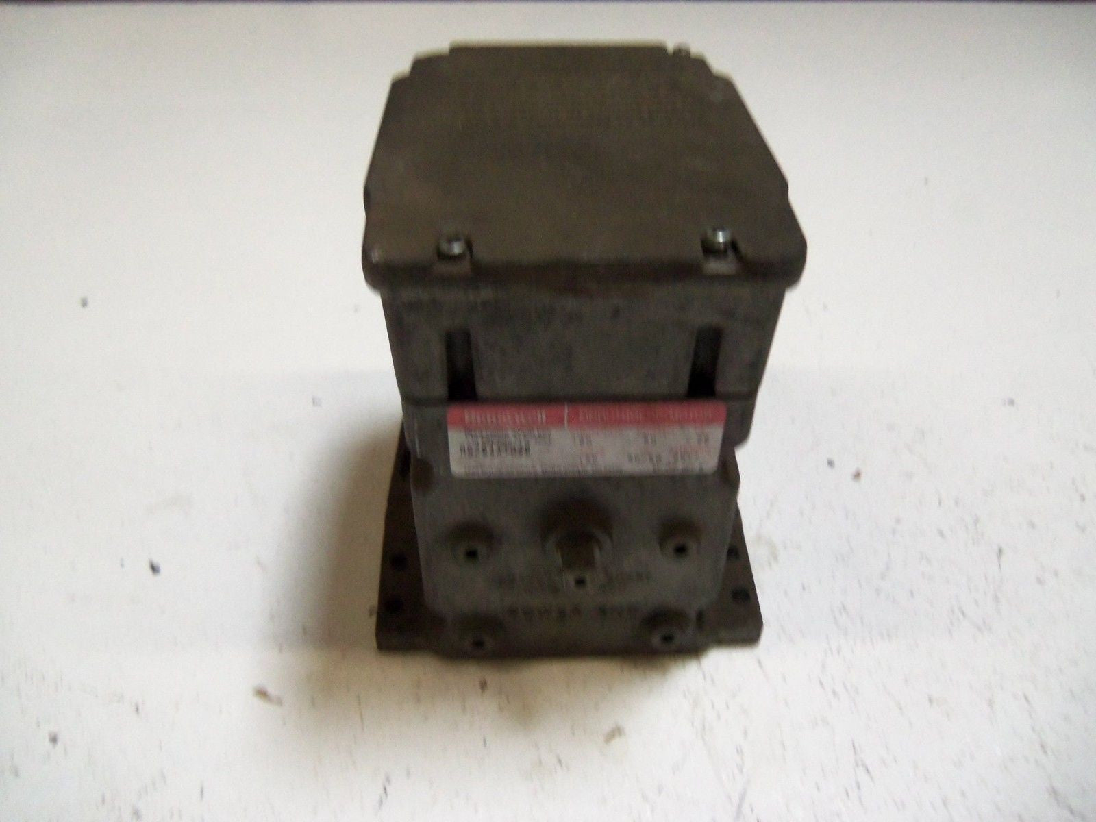 HONEYWELL M6284A1048 MODUTROL IV MOTOR *USED*