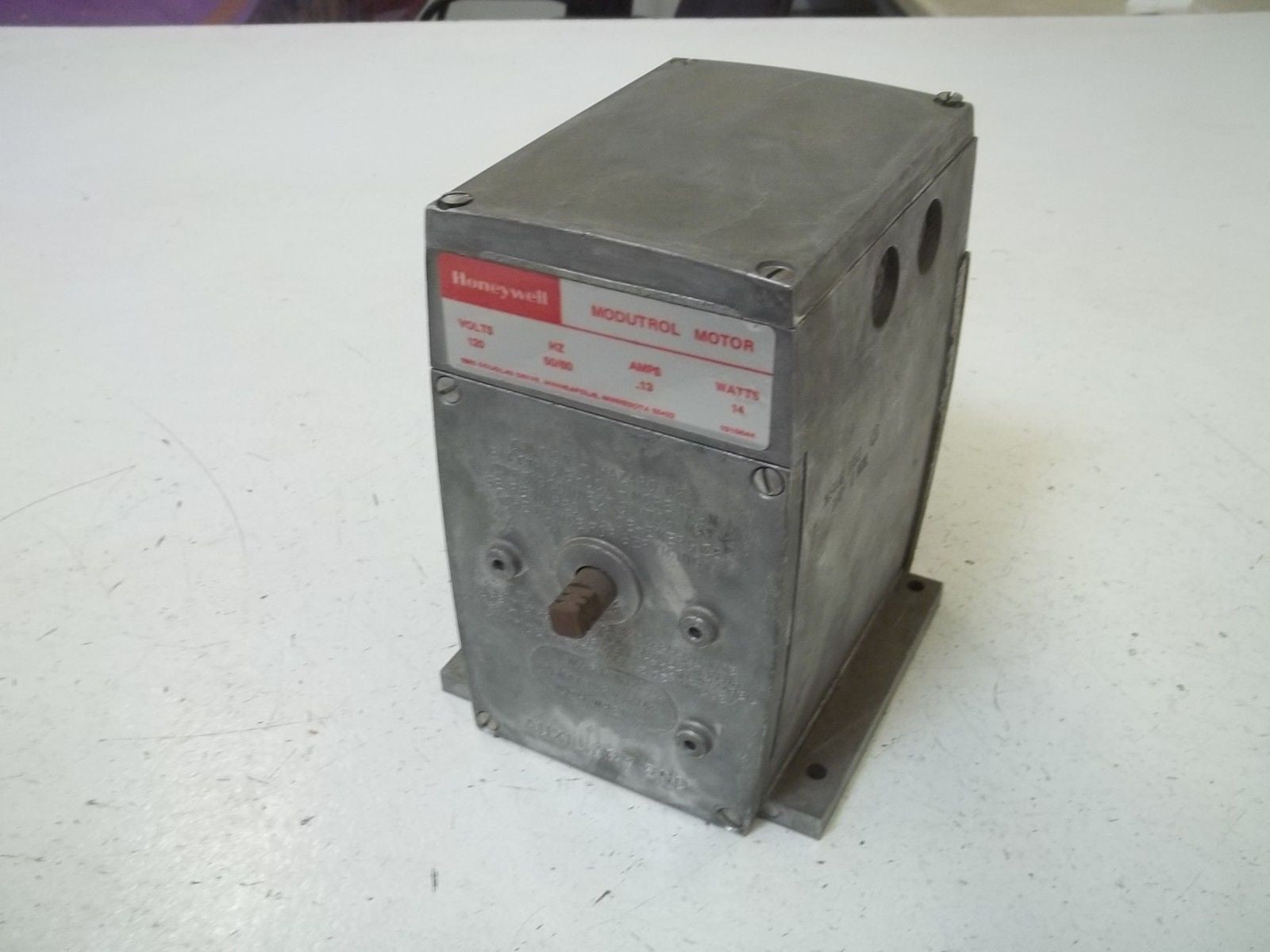 HONEYWELL M944G 1063 MODUTROL MOTOR *USED*