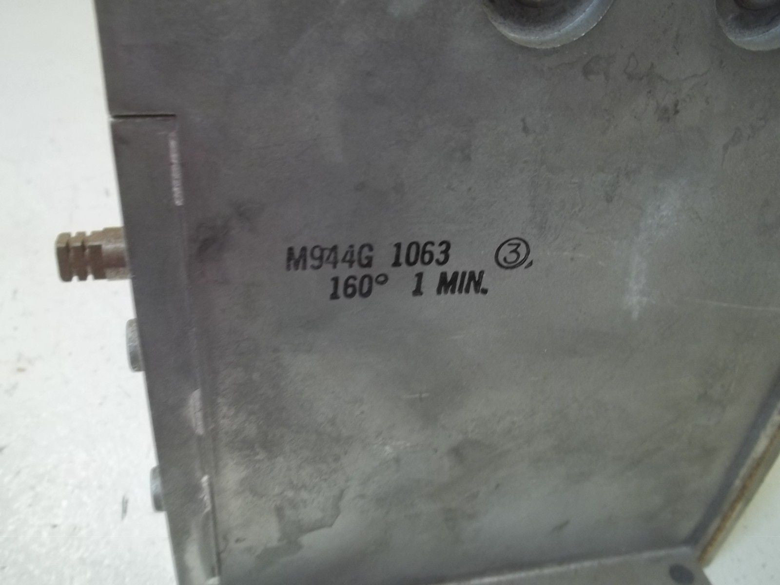 HONEYWELL M944G 1063 MODUTROL MOTOR *USED*