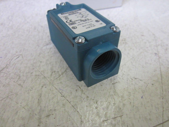 HONEYWELL/ MICROSWITCH GLDA01C LIMIT SWITCH *NEW IN BOX*