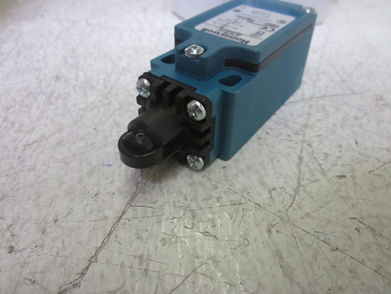 HONEYWELL/ MICROSWITCH GLDA01C LIMIT SWITCH *NEW IN BOX*